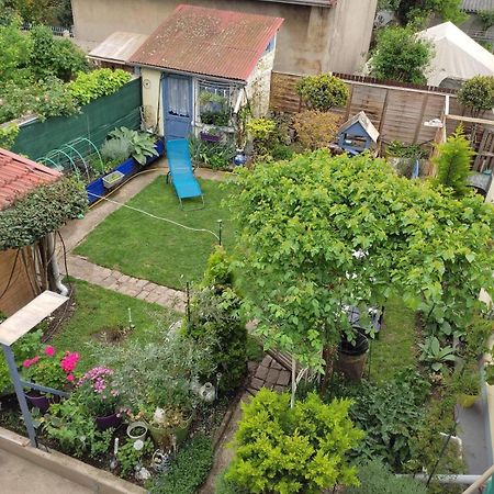Un Deux Pieces Et Un Jardin A 维勒瑞夫 外观 照片